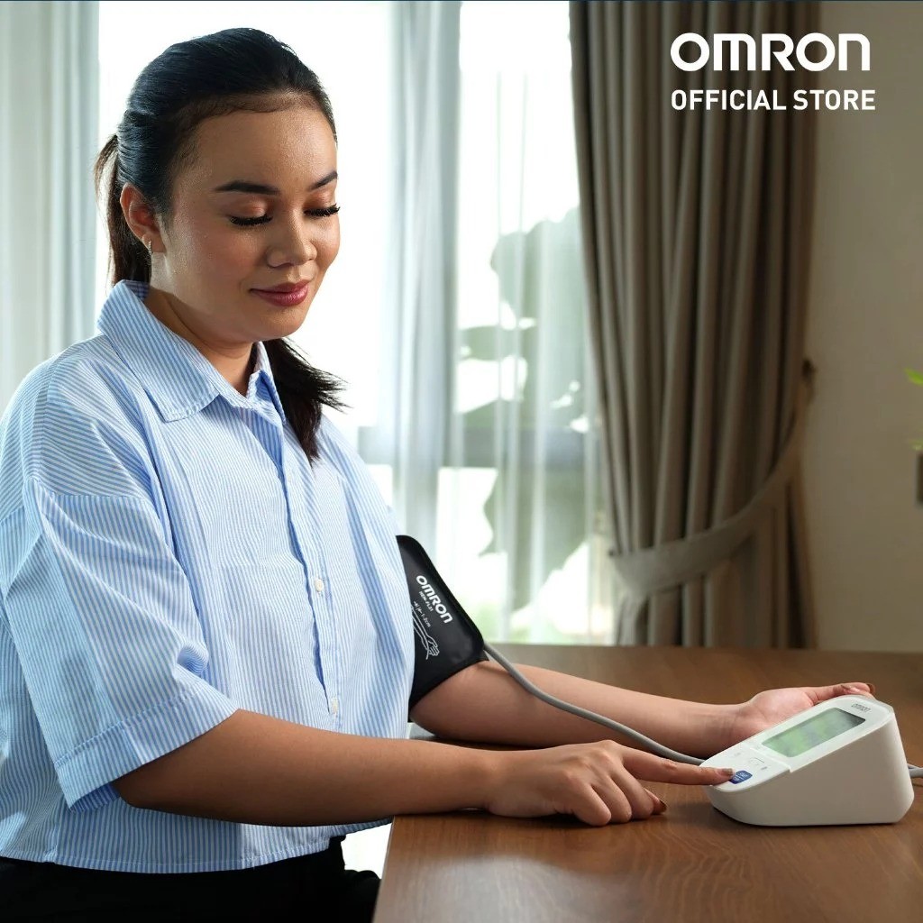 Tensimeter Digital Omron HEM-7156 dengan Manset IntelliWrap 360° dan Indikator Hipertensi Foto 4