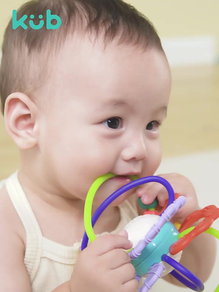 KUB Teether Ball Mainan Gigitan Bayi Bola Bebas BPA Aman untuk Bayi