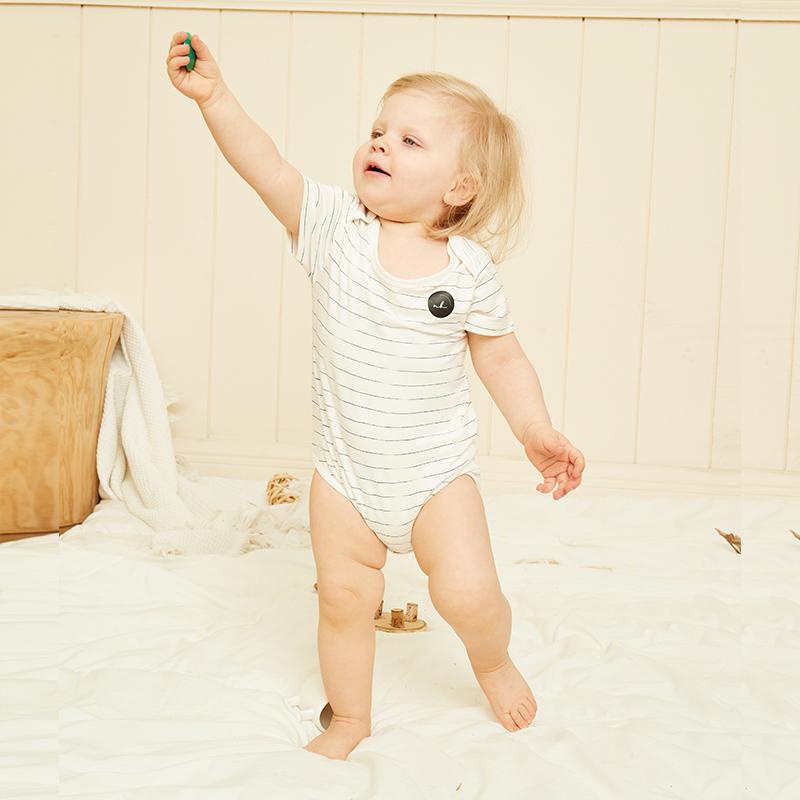 MOOIMOM Nero Bianco Tencel Creeper Foto 5