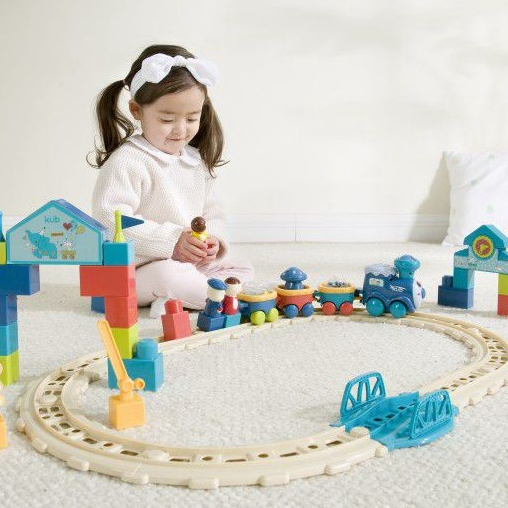 Mainan Kereta Api KUB Railway Park 36 Pcs Set Rel Track Anak ABS Foto 8