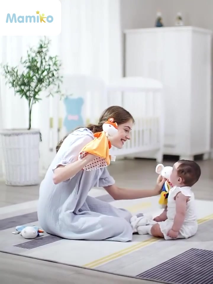 Kub Baby Cloves Soothing Towel Boneka Tangan Bayi Musik Plush Lembut