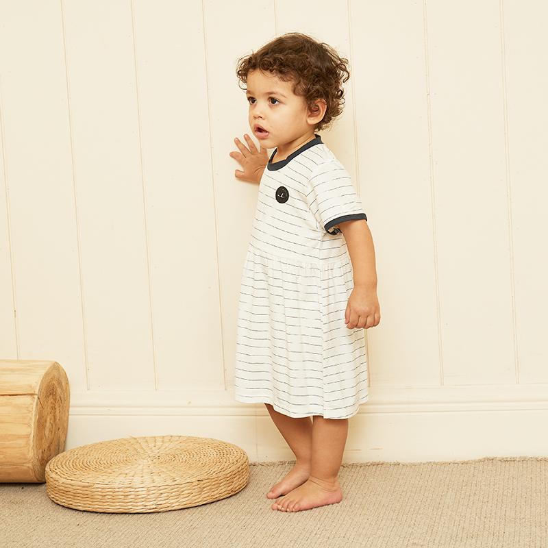 MOOIMOM Nero Bianco Tencel Frill Dress Foto 4